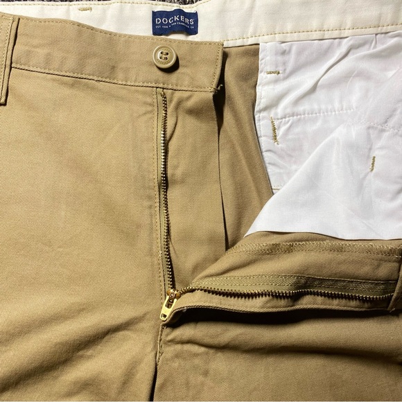 Dockers WPL 423 Men’s Regular Straight Stretch Tan Chino Pants W32 - Picture 7 of 10